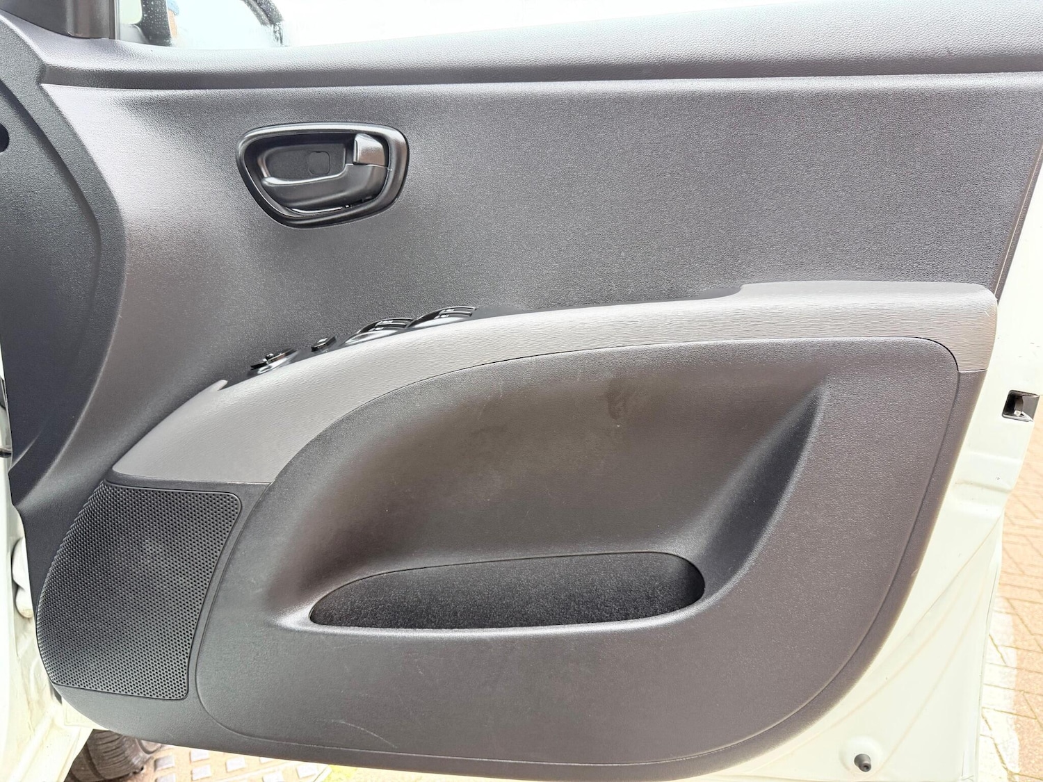 Used Hyundai i10 2013 for sale - 77040818: Photo 17