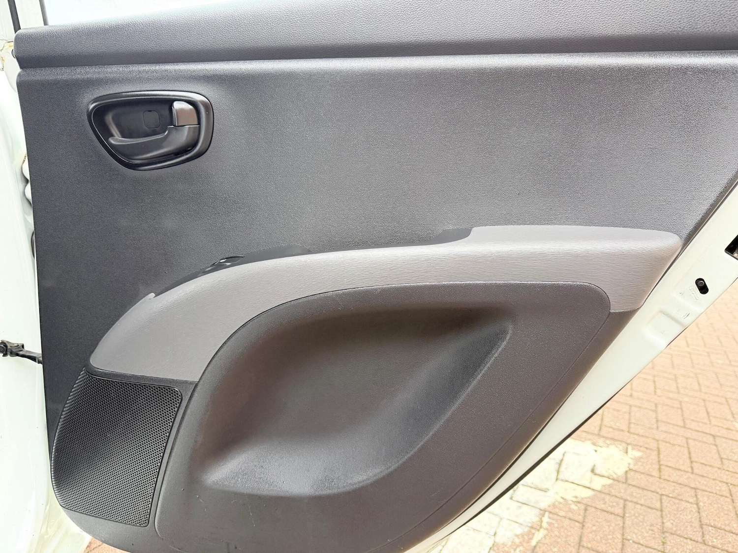 Used Hyundai i10 2013 for sale - 77040818: Photo 19