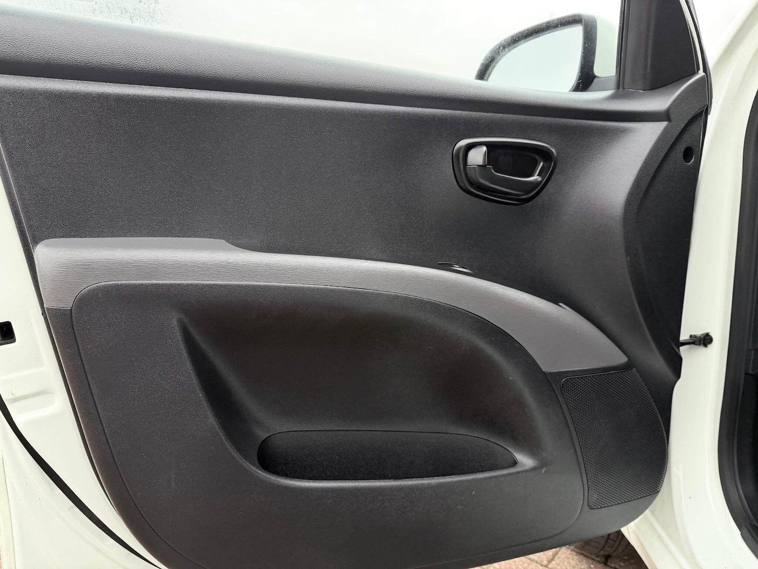 Used Hyundai i10 2013 for sale - 77040818: Photo 26