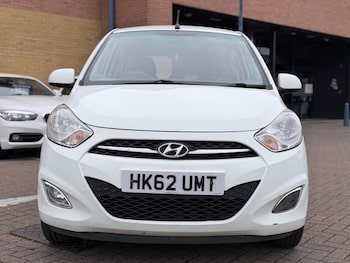 Used Hyundai i10 2013 for sale - 77040818: Photo