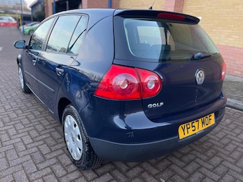 Used Volkswagen Golf 2007 for sale - 77131120: Photo