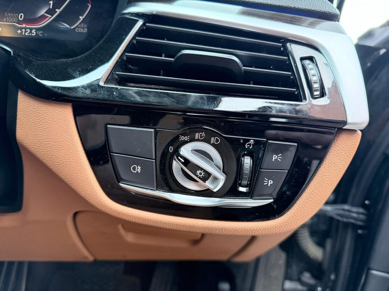 Used BMW 5 Series 2025 for sale - 78170876: Photo 30