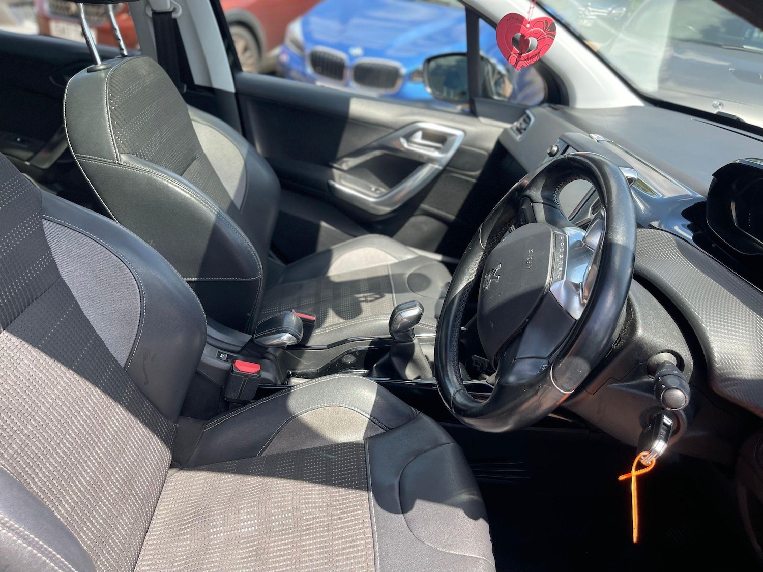 Used Peugeot 2008 2016 for sale - 76551905: Photo 15