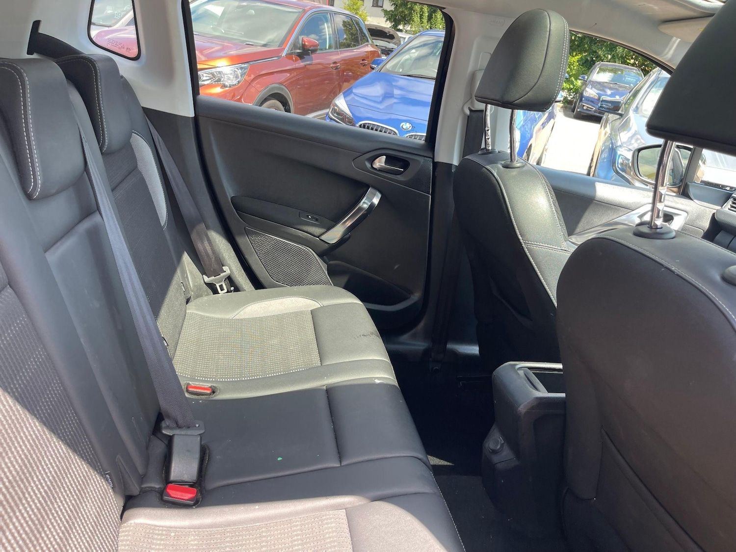 Used Peugeot 2008 2016 for sale - 76551905: Photo 18