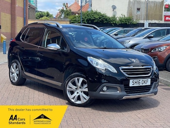 Used Peugeot 2008 2016 for sale - 76551905: Photo
