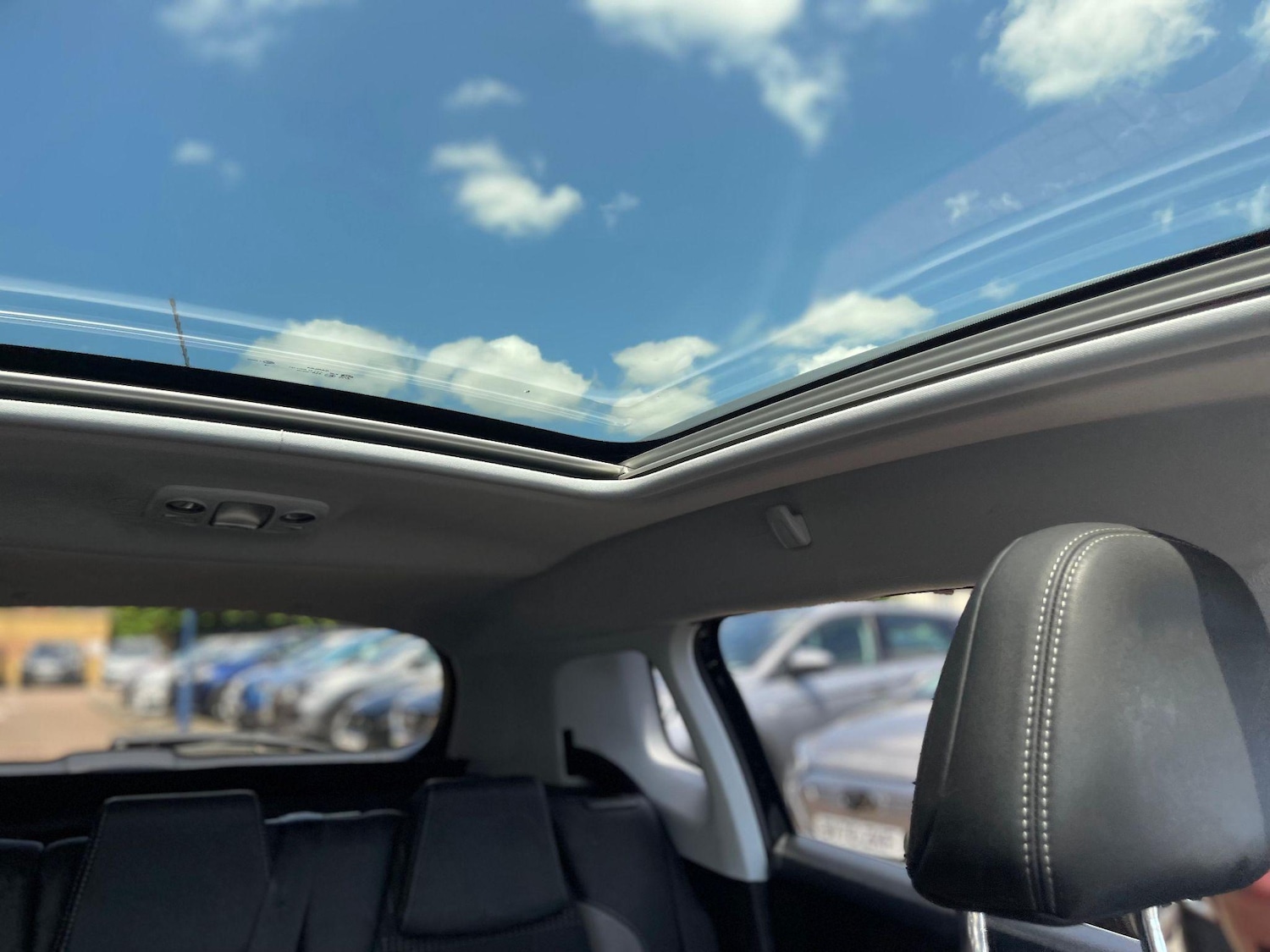 Used Peugeot 2008 2016 for sale - 76551905: Photo 39