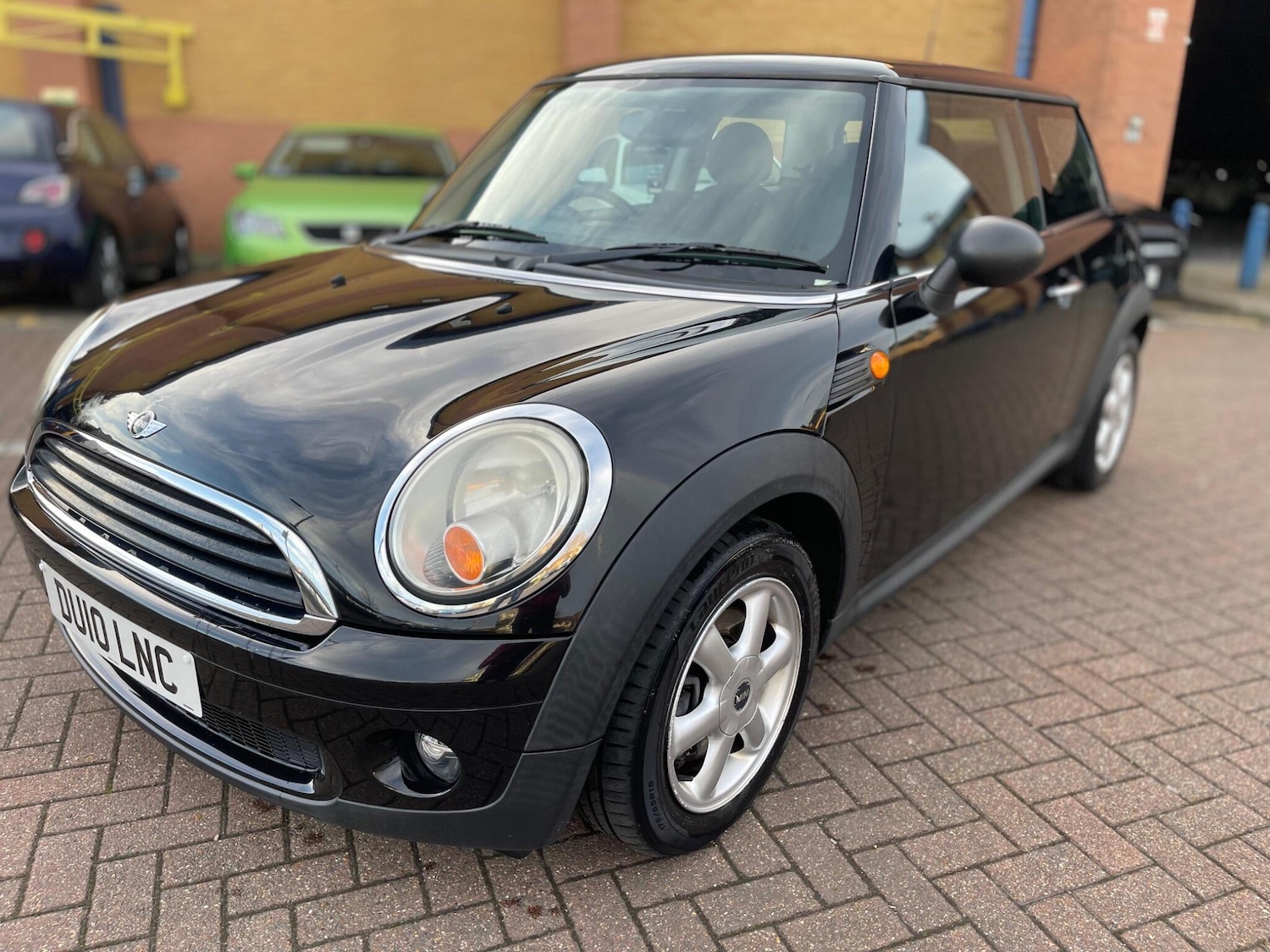 Used MINI Hatch 2010 for sale - 77315454: Photo 3