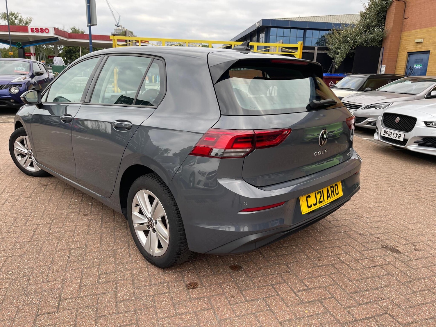 Used Volkswagen Golf 2021 for sale - 76326850: Photo 8