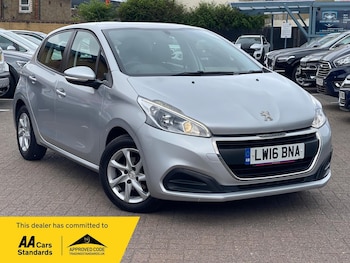 Used Peugeot 208 2016 for sale - 78539315: Photo