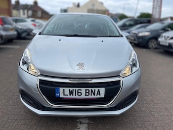 Used Peugeot 208 2016 for sale - 78539315: Photo