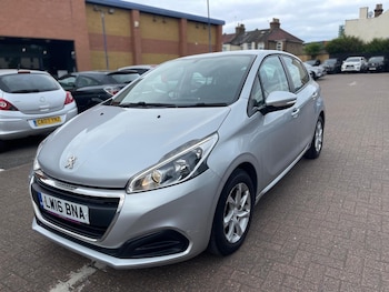 Used Peugeot 208 2016 for sale - 78539315: Photo