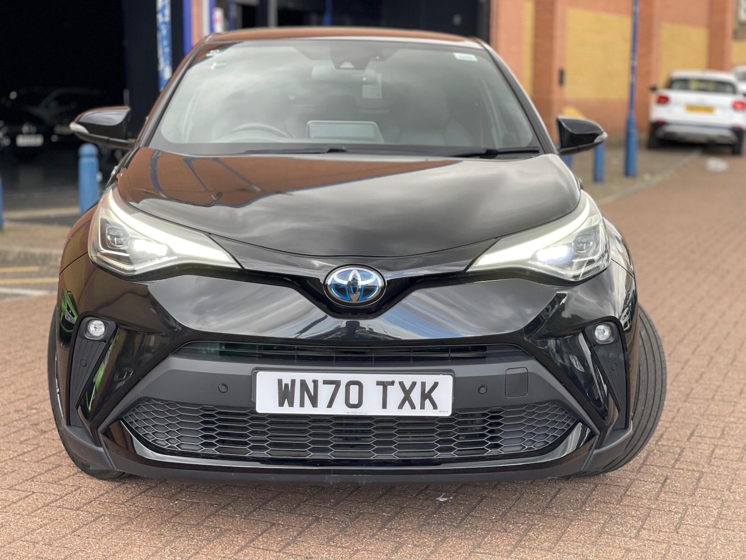 Used Toyota C-HR 2020 for sale - 76325956: Photo 4
