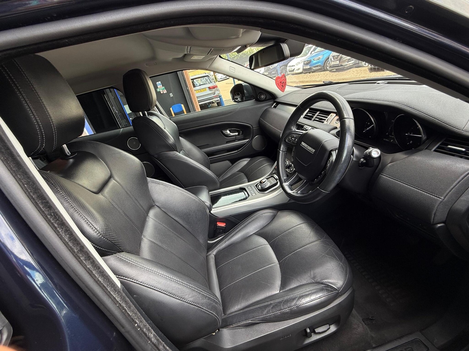 Used Land Rover Range Rover Evoque 2015 for sale - 76886907: Photo 17