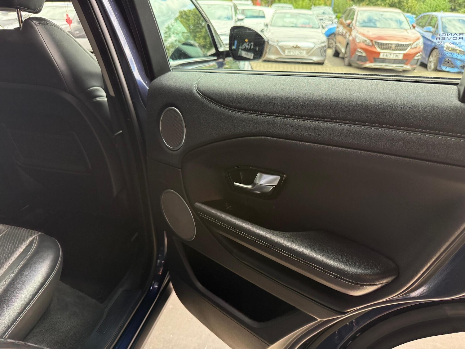 Used Land Rover Range Rover Evoque 2015 for sale - 76886907: Photo 22