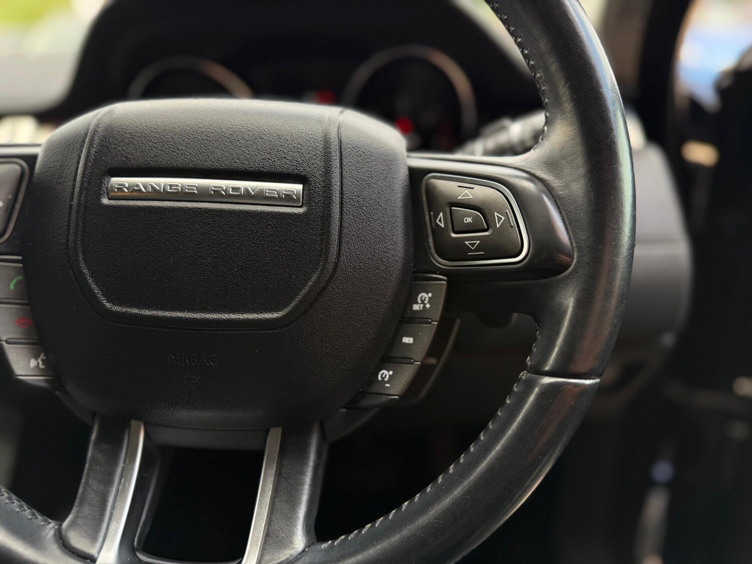 Used Land Rover Range Rover Evoque 2015 for sale - 76886907: Photo 31