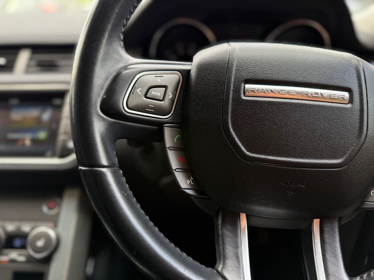 Used Land Rover Range Rover Evoque 2015 for sale - 76886907: Photo 48