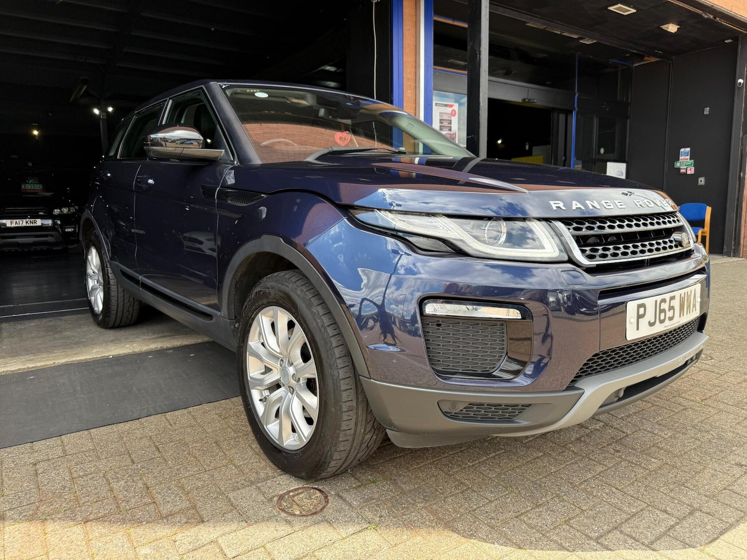 Used Land Rover Range Rover Evoque 2015 for sale - 76886907: Photo 49