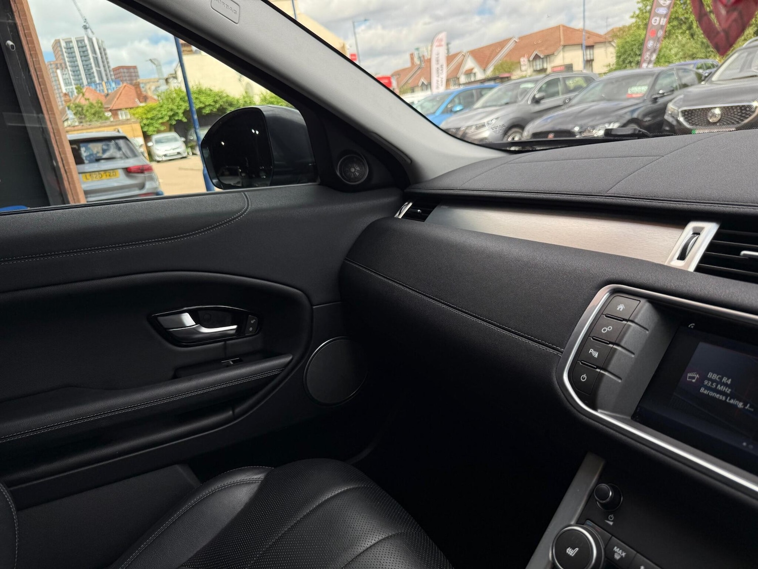 Used Land Rover Range Rover Evoque 2015 for sale - 76886907: Photo 50