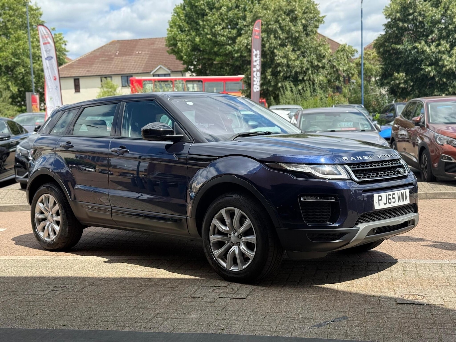 Used Land Rover Range Rover Evoque 2015 for sale - 76886907: Photo 6