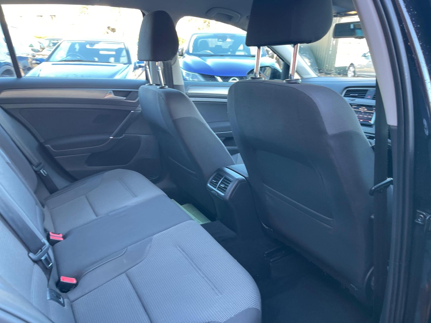 Used Volkswagen Golf 2014 for sale - 77575100: Photo 22