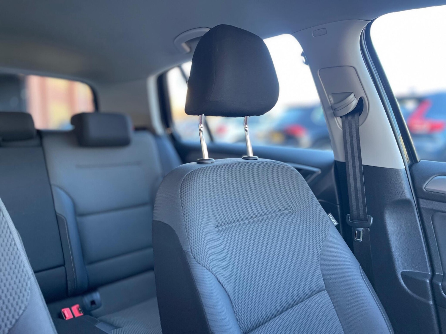 Used Volkswagen Golf 2014 for sale - 77575100: Photo 24