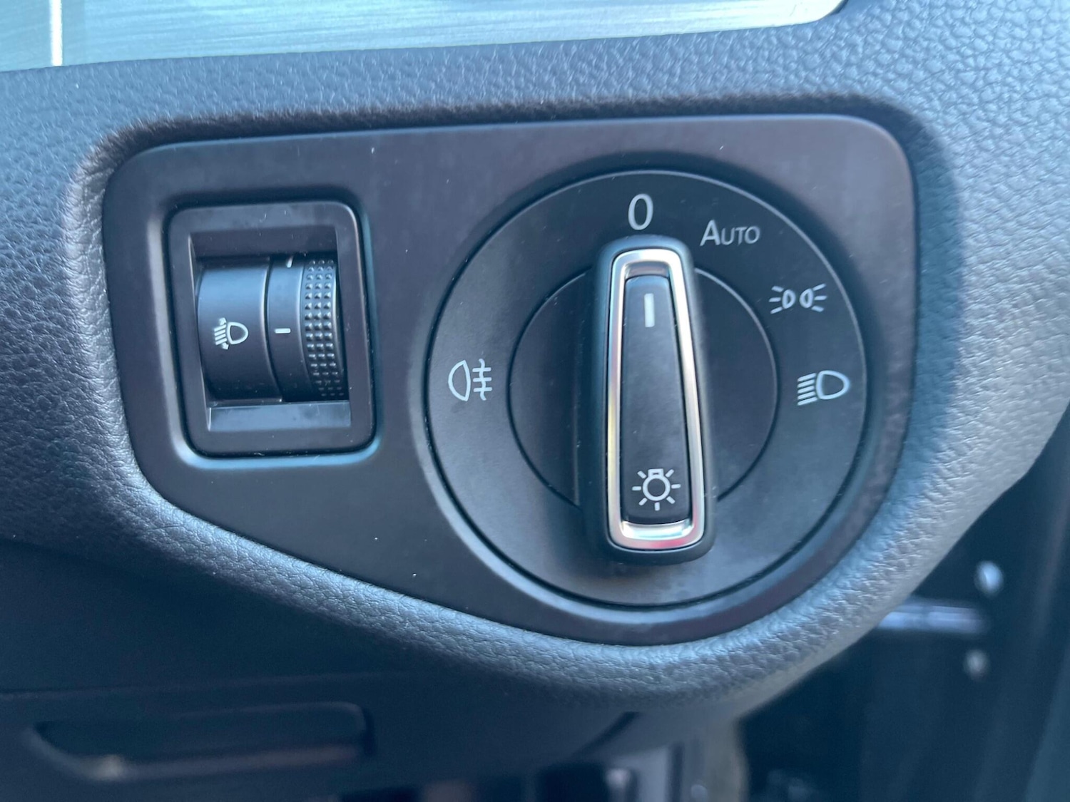 Used Volkswagen Golf 2014 for sale - 77575100: Photo 29