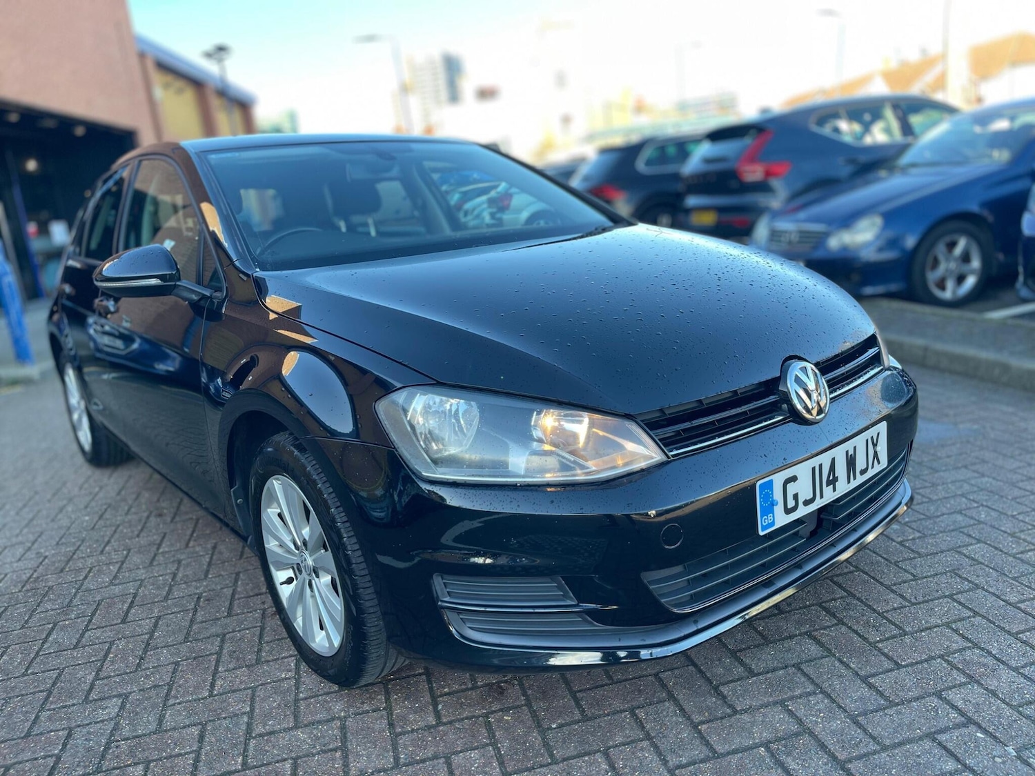 Used Volkswagen Golf 2014 for sale - 77575100: Photo 8
