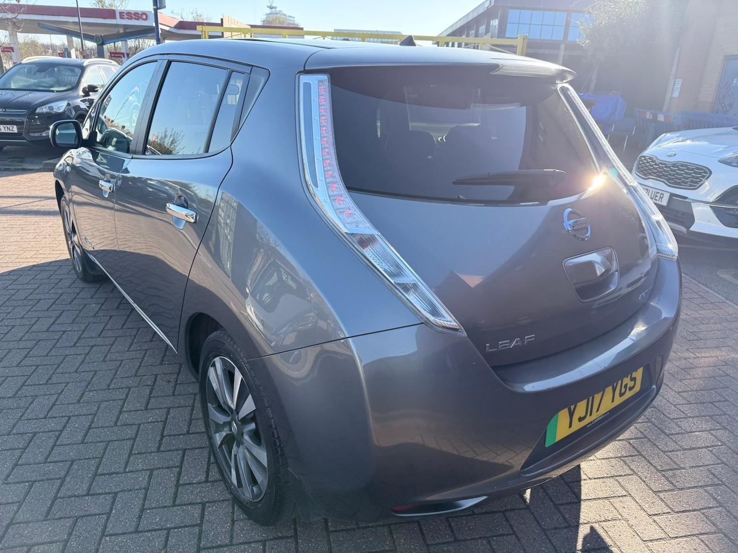 Used Nissan Leaf 2017 for sale - 76658819: Photo 4