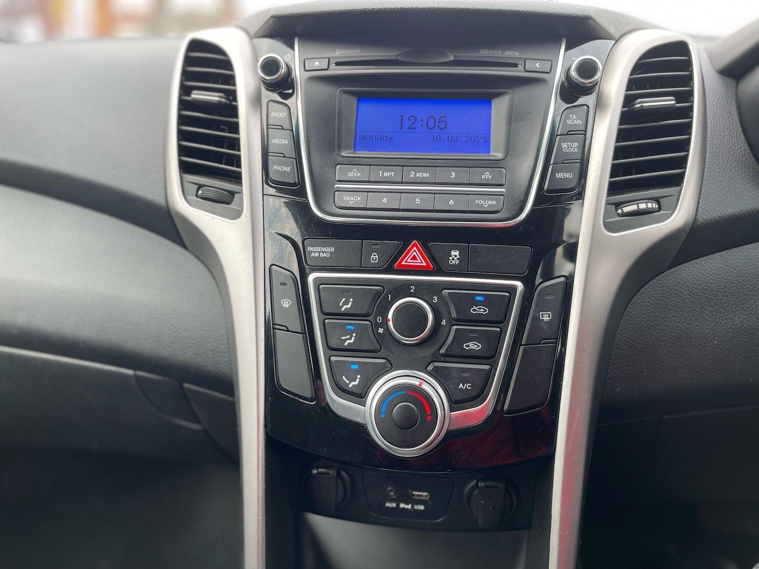 Used Hyundai i30 2016 for sale - 76551928: Photo 40