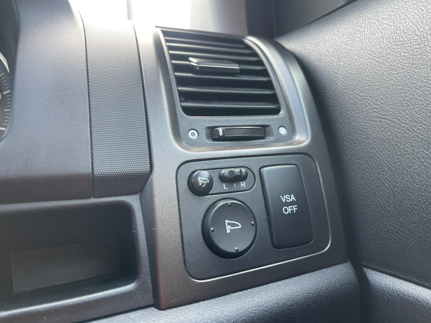 Used Honda CR-V 2010 for sale - 76551877: Photo 26