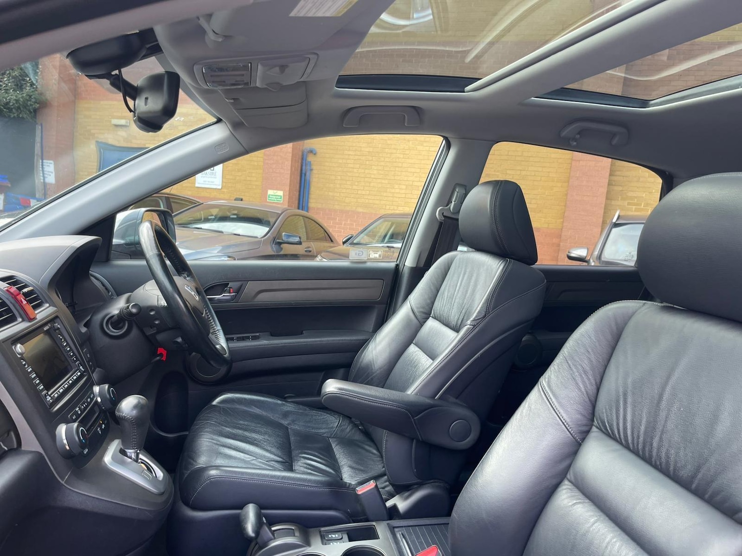 Used Honda CR-V 2010 for sale - 76551877: Photo 45