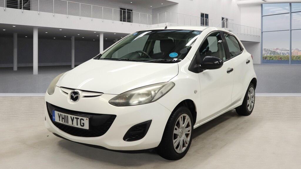 Used Mazda Mazda2 2011 for sale - 77737607: Photo 2