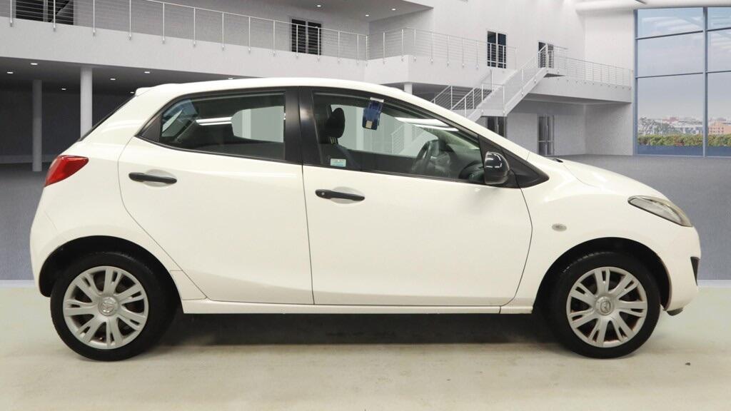 Used Mazda Mazda2 2011 for sale - 77737607: Photo 6