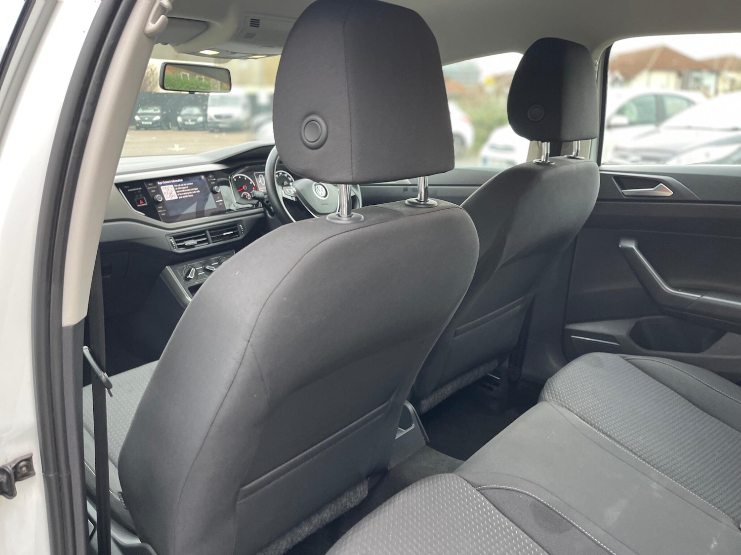 Used Volkswagen Polo 2018 for sale - 77120524: Photo 25