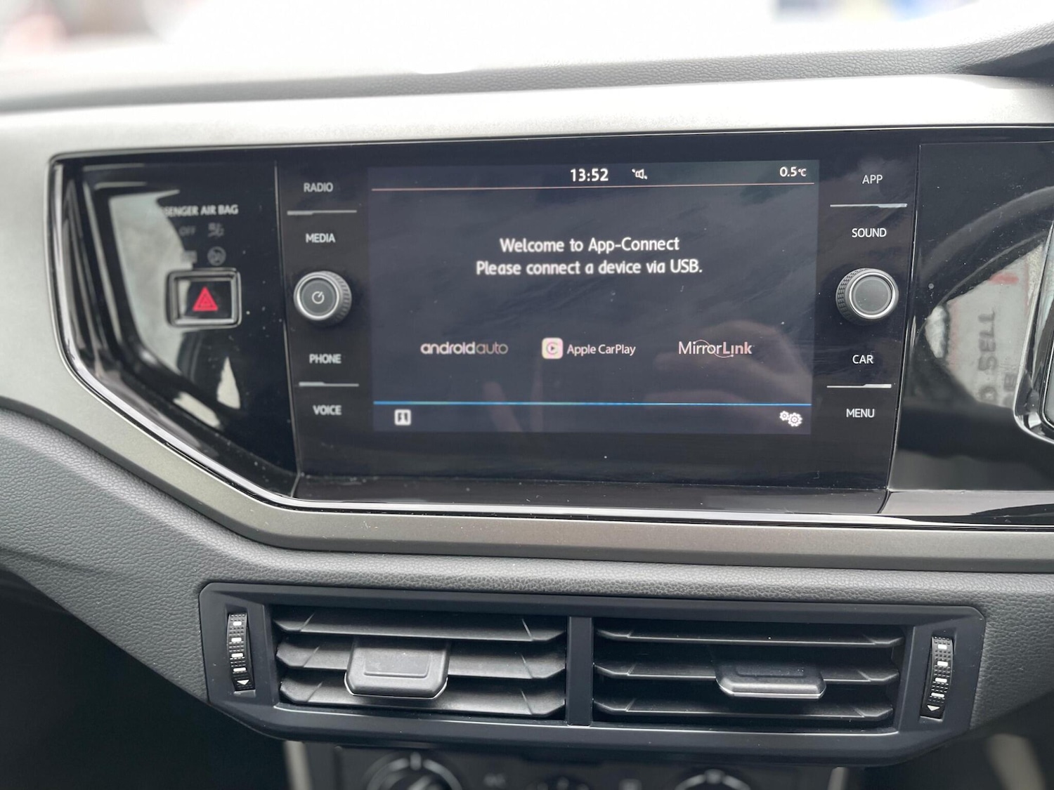 Used Volkswagen Polo 2018 for sale - 77120524: Photo 36