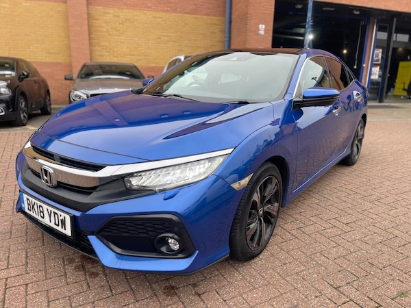 Used Honda Civic 2018 for sale - 76326920: Photo 11