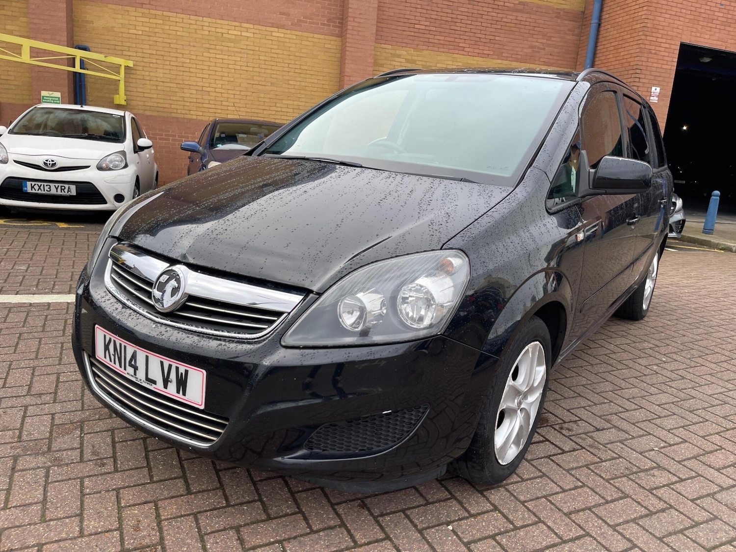 Used Vauxhall Zafira 2014 for sale - 77538096: Photo 3