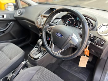 Used Ford Fiesta 2017 for sale - 76326248: Photo