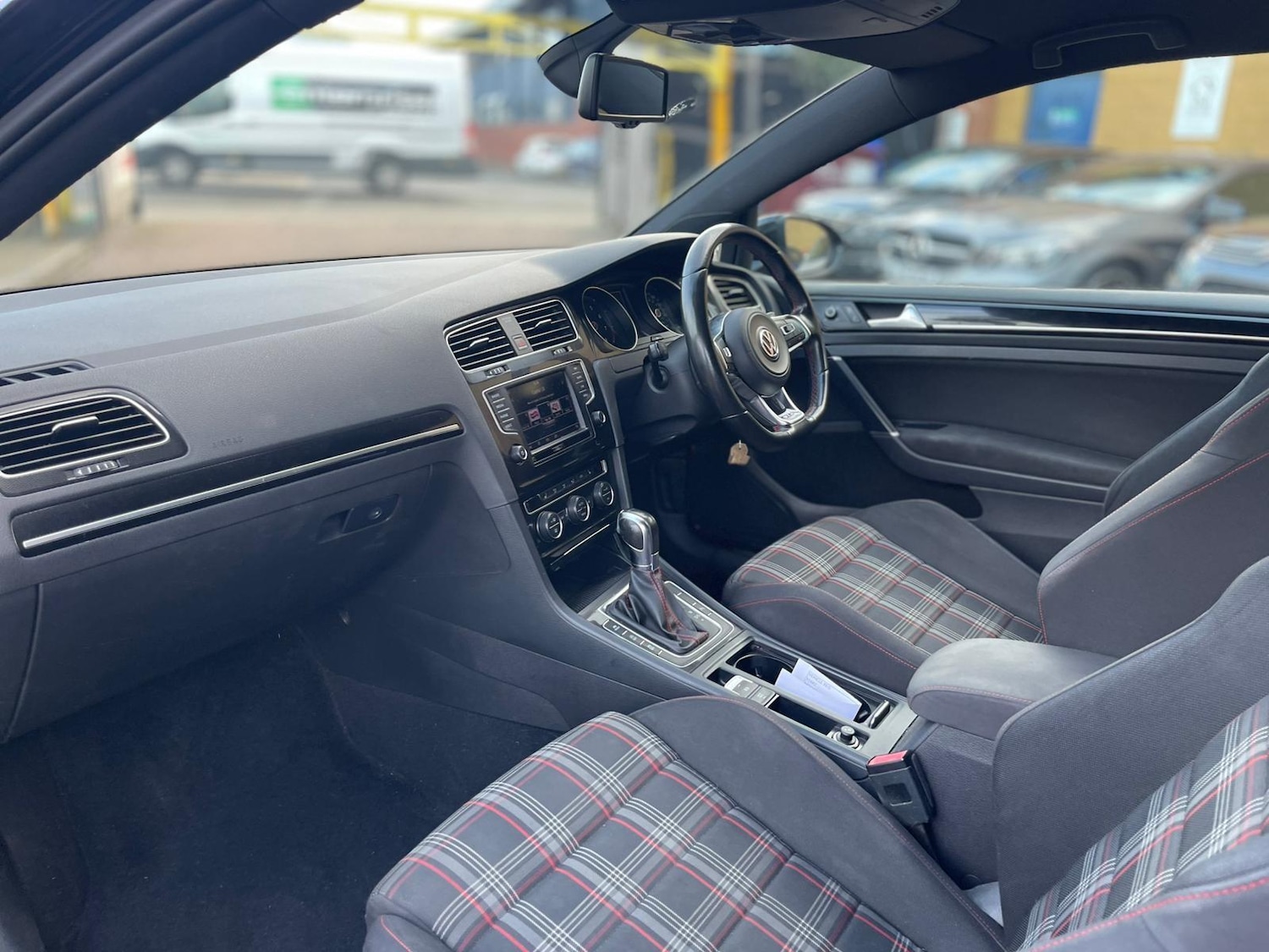 Used Volkswagen Golf 2016 for sale - 76388757: Photo 13