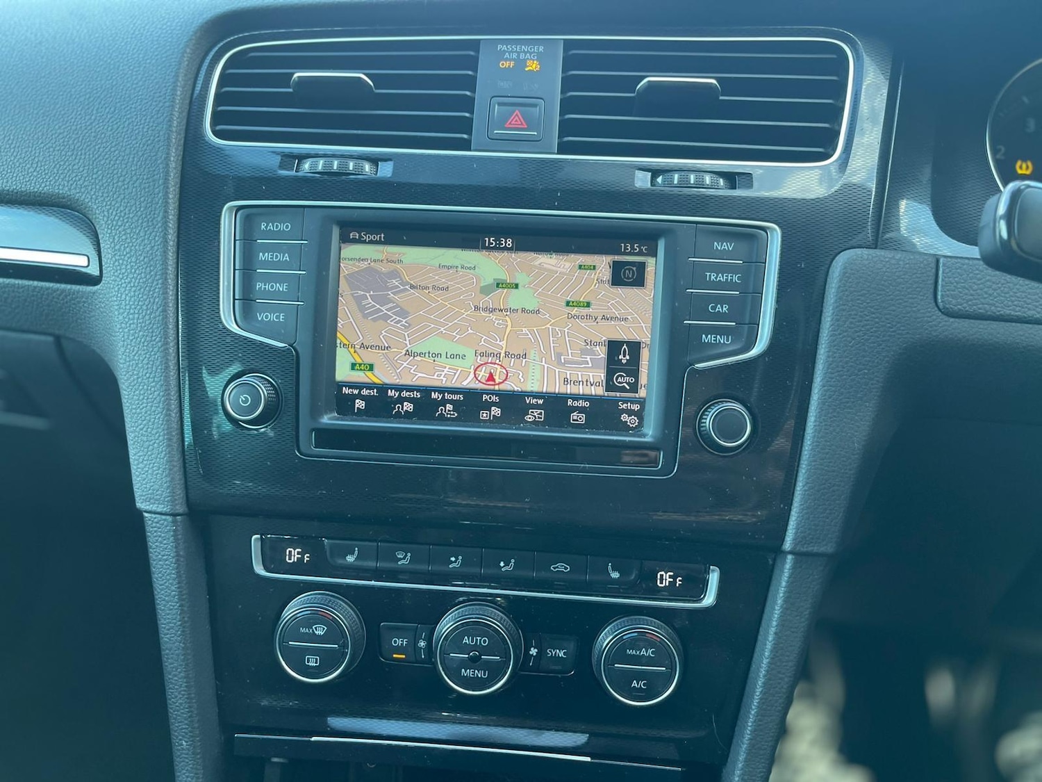 Used Volkswagen Golf 2016 for sale - 76388757: Photo 36