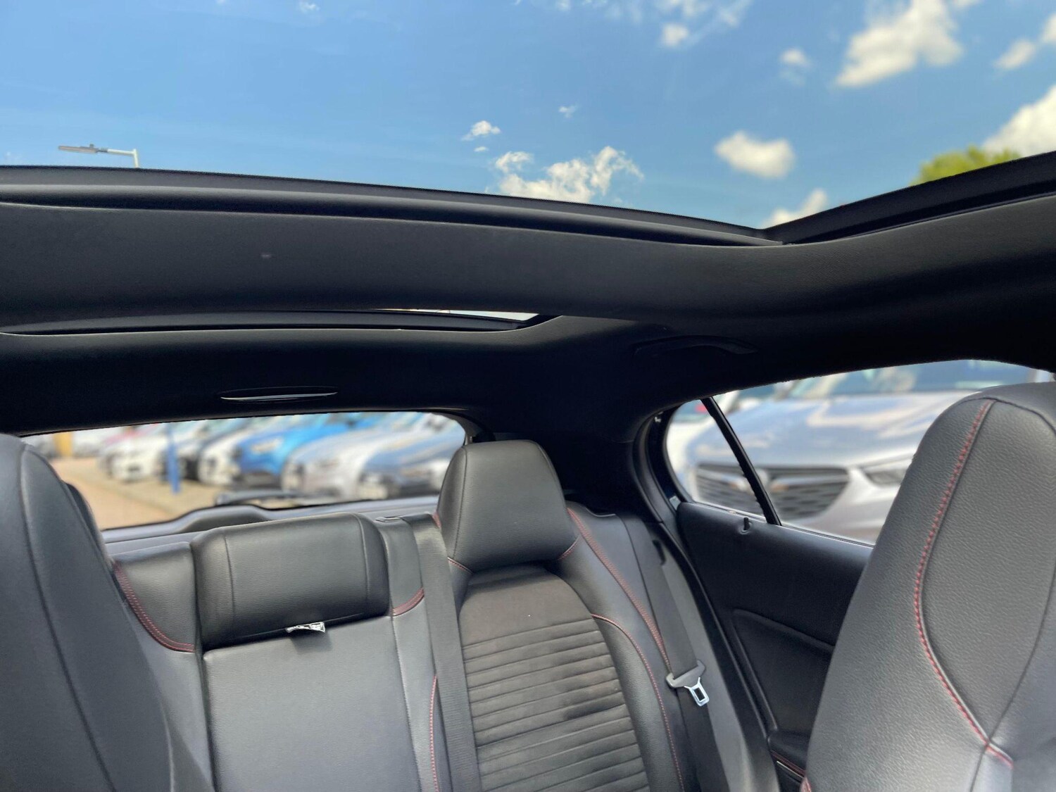 Used Mercedes-Benz GLA 2017 for sale - 76551949: Photo 27