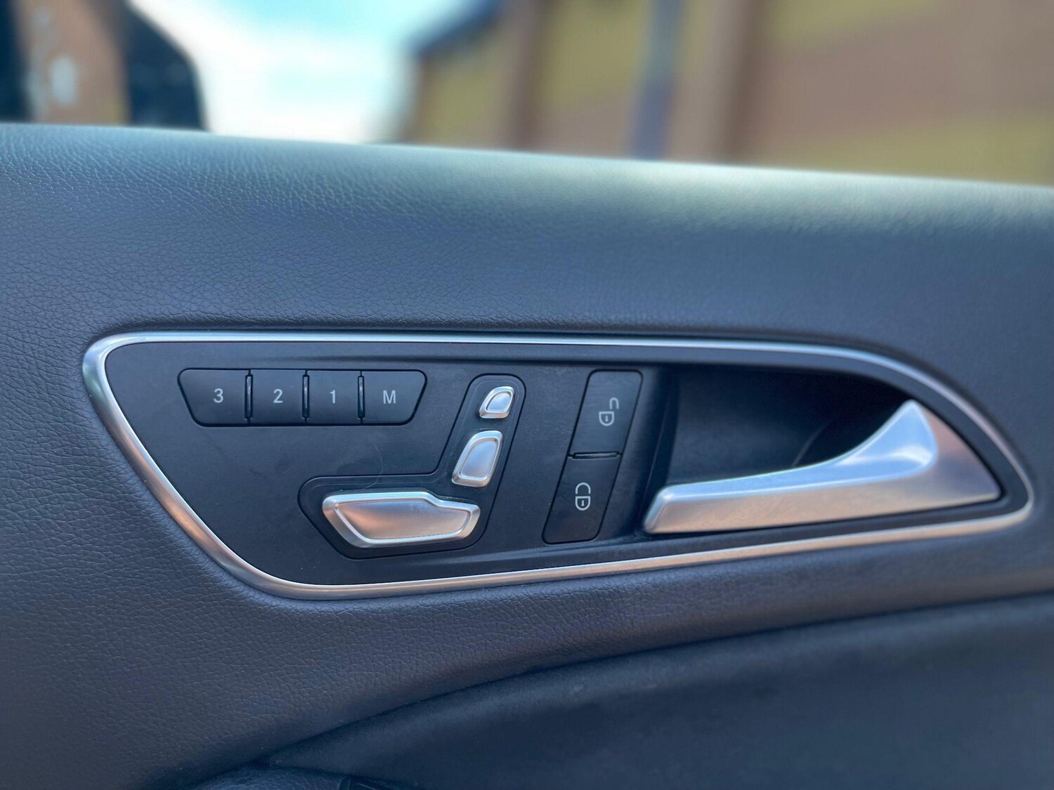 Used Mercedes-Benz GLA 2017 for sale - 76551949: Photo 34