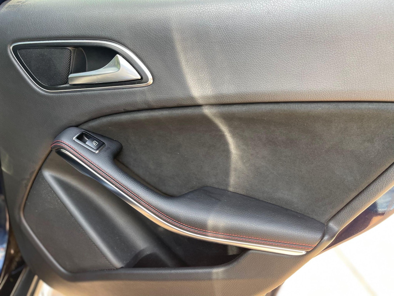 Used Mercedes-Benz GLA 2017 for sale - 76551949: Photo 36