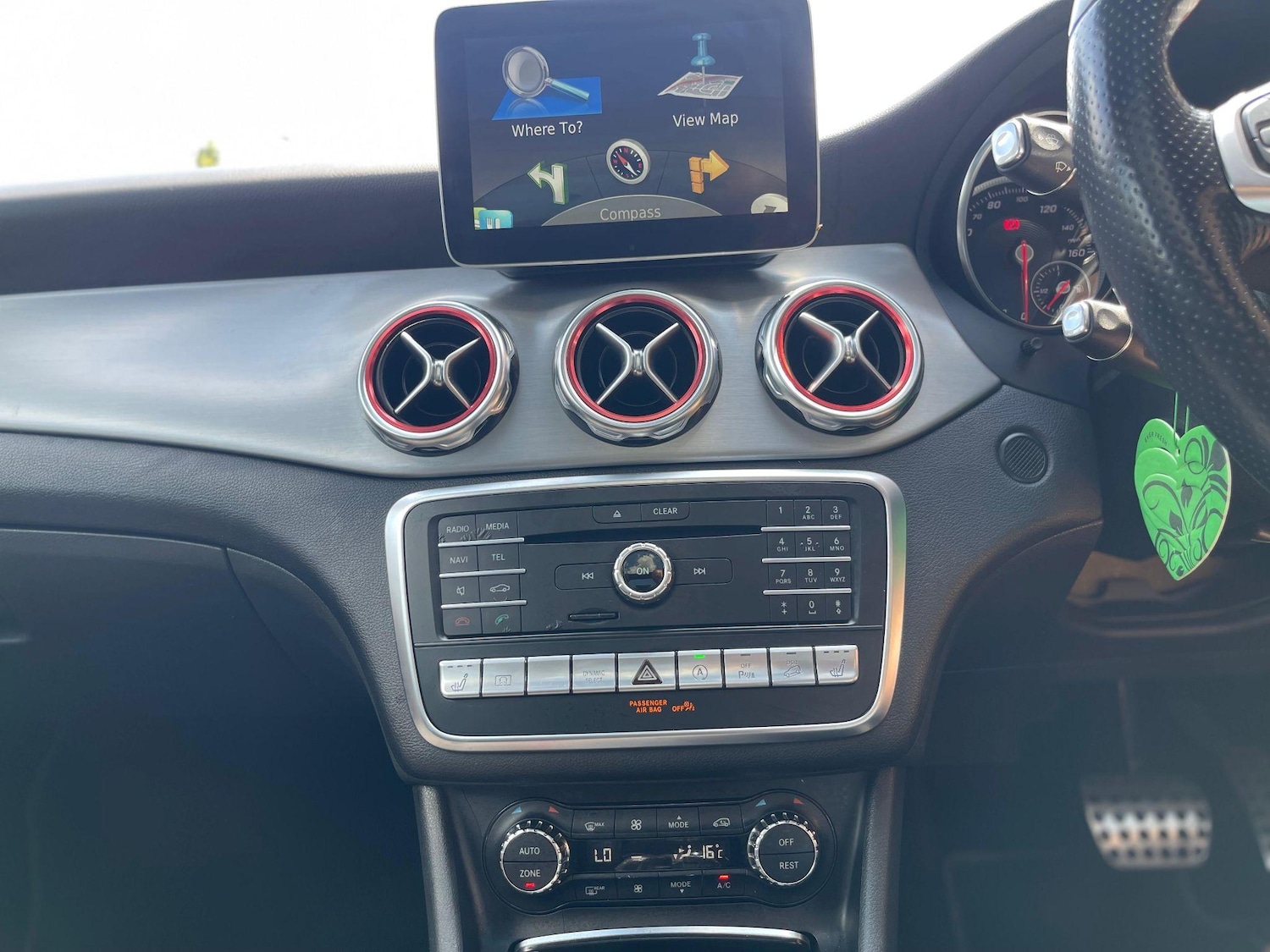 Used Mercedes-Benz GLA 2017 for sale - 76551949: Photo 40