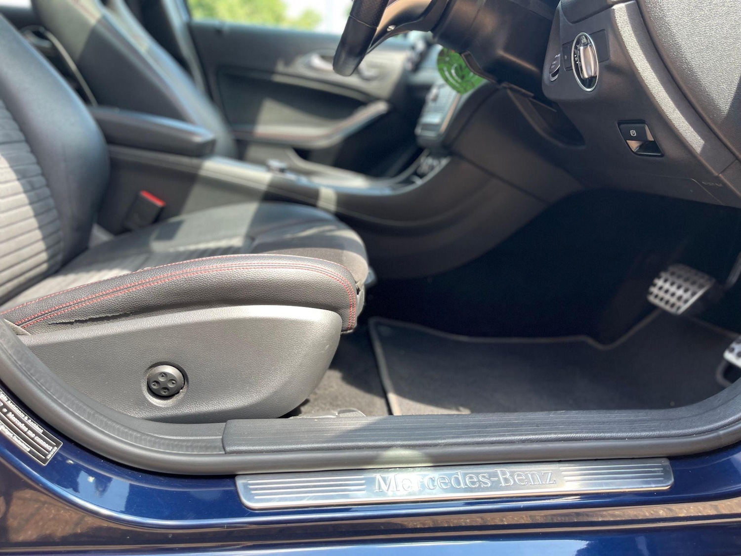 Used Mercedes-Benz GLA 2017 for sale - 76551949: Photo 44