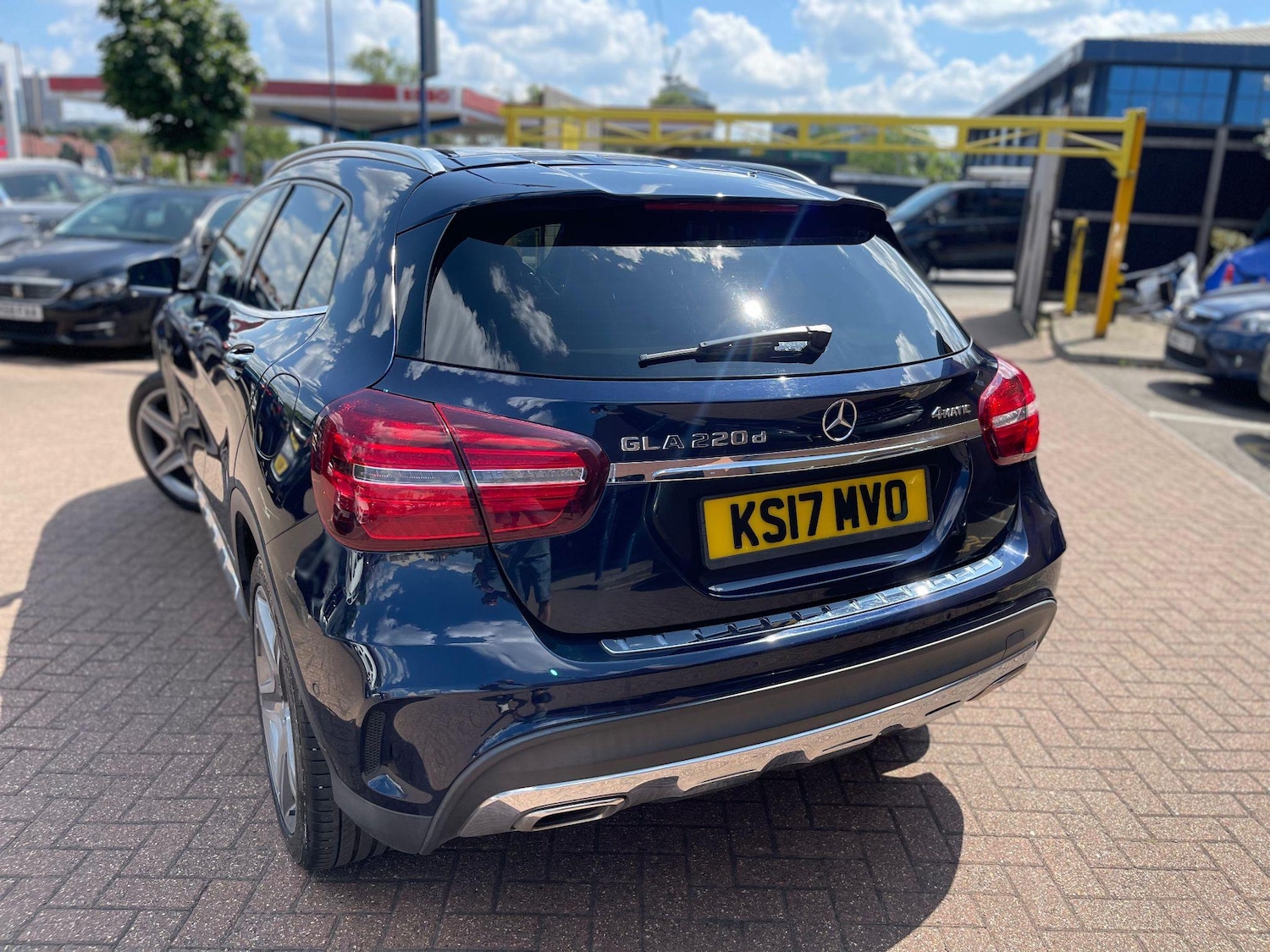 Used Mercedes-Benz GLA 2017 for sale - 76551949: Photo 6