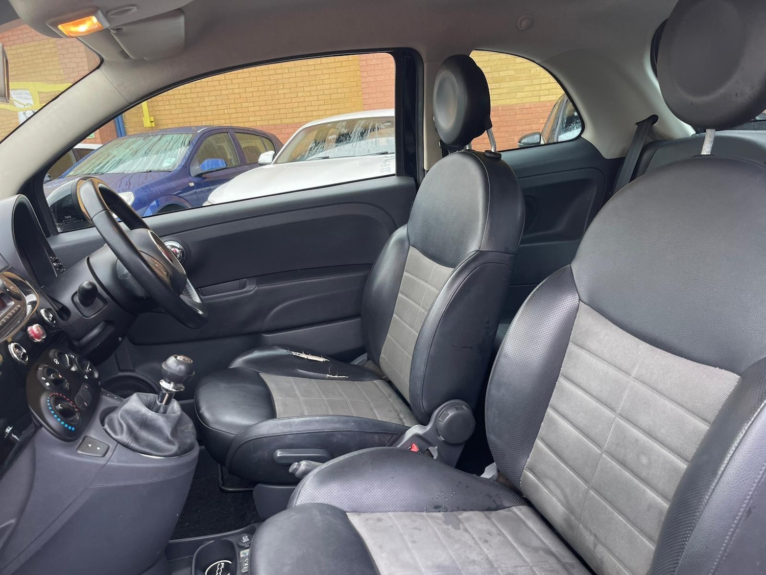 Used Fiat 500 2011 for sale - 77400401: Photo 32