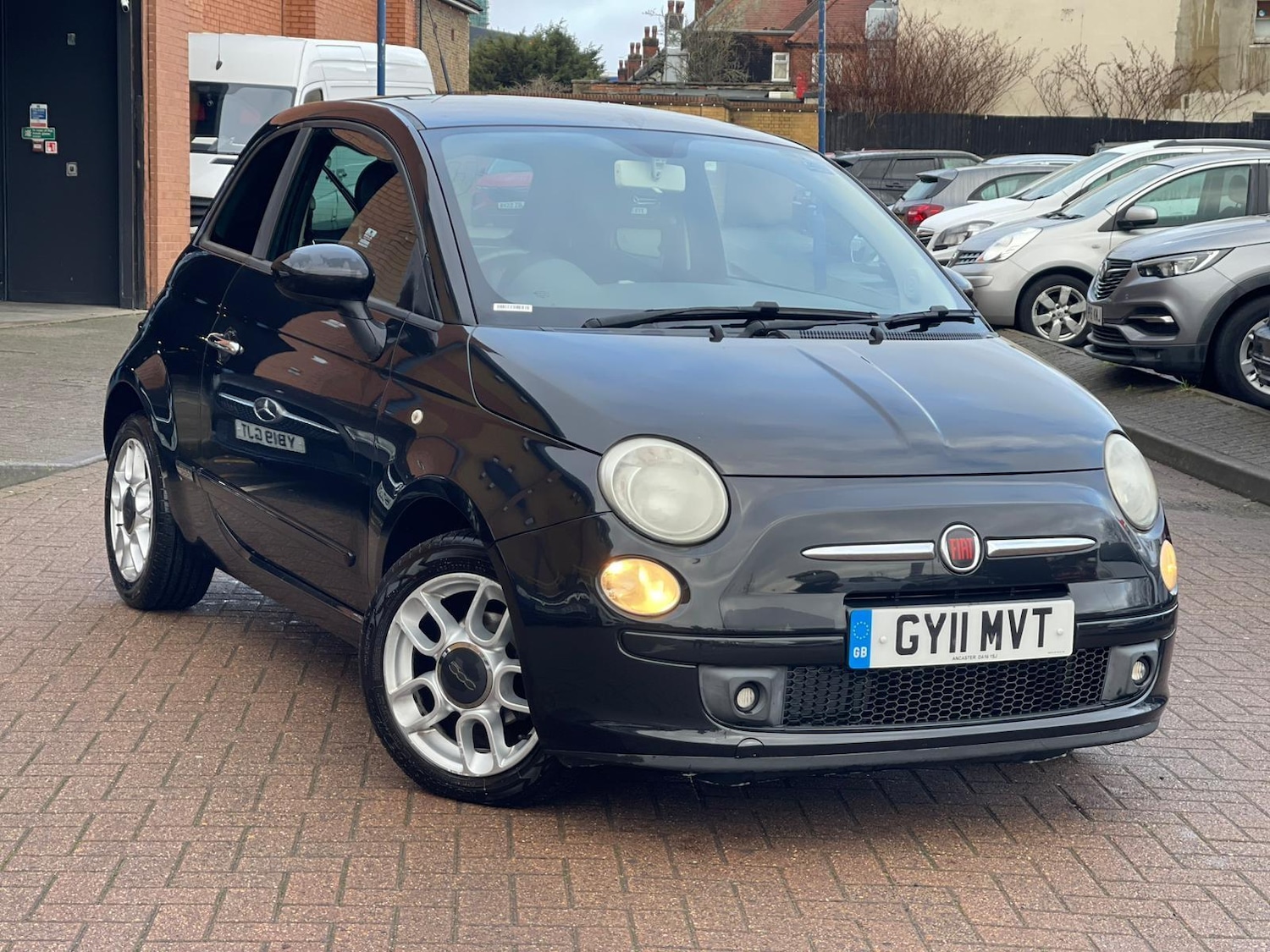 Used Fiat 500 2011 for sale - 77400401: Photo 8
