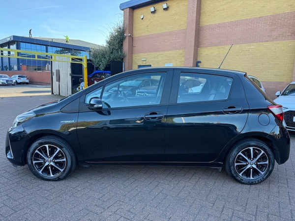 Used Toyota Yaris 2018 for sale - 76326427: Photo 10