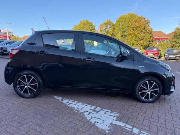 Used Toyota Yaris 2018 for sale - 76326427: Photo 12